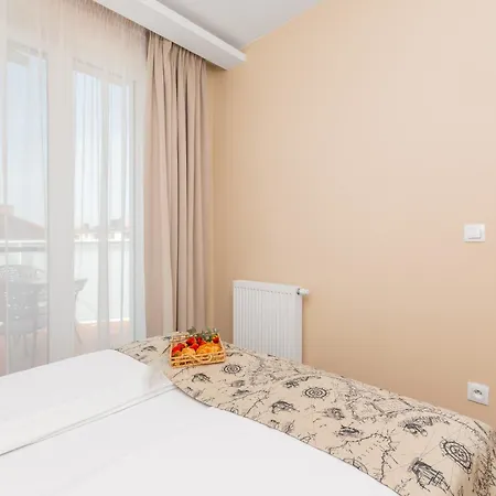 Apartamenty Mierzeja - Marina, Katy Rybackie, 100 M Od Zalewu Wislanego Exterior foto