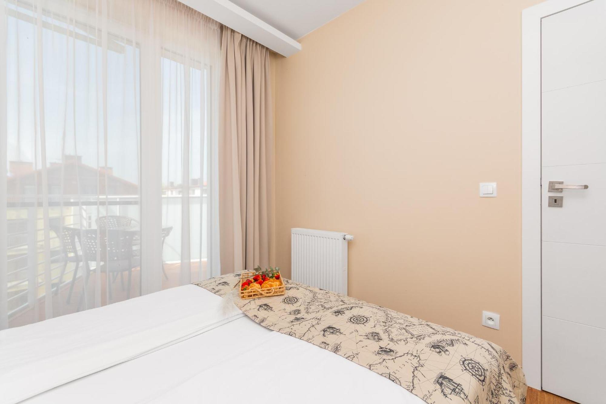 Apartamenty Mierzeja - Marina, Katy Rybackie, 100 M Od Zalewu Wislanego Katy Rybackie